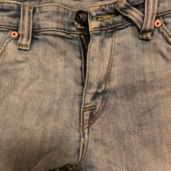 Closet clean out - Picture 9 of 17